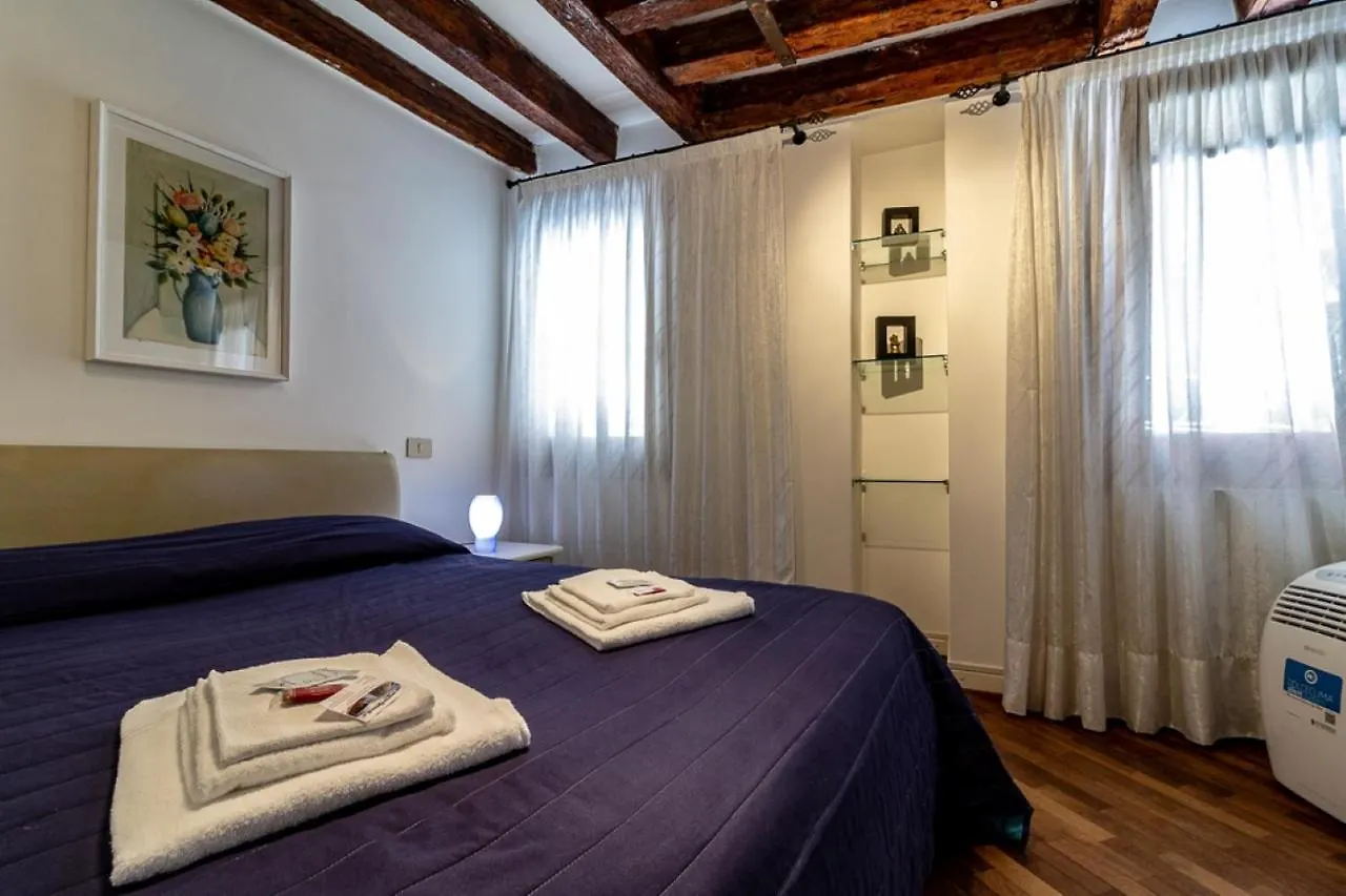 Veneziacentopercento Gorne Apartment 意大利