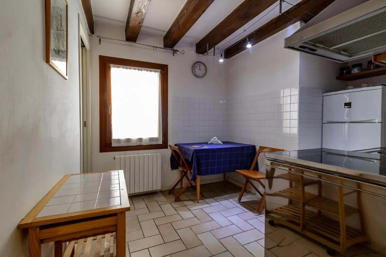 Veneziacentopercento Gorne Apartment 威尼斯